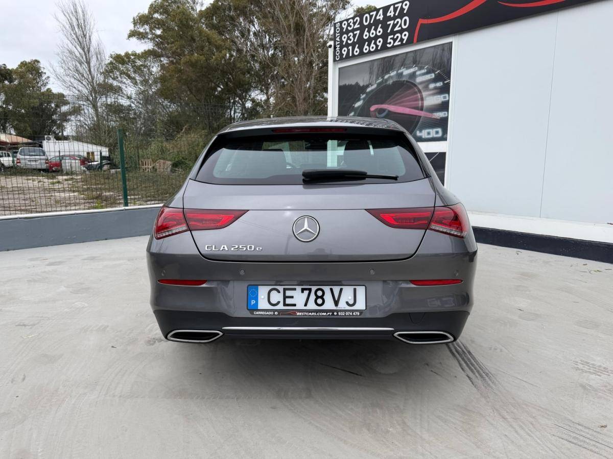 mercedes-benz-cla-2022-hibrido-1332cc