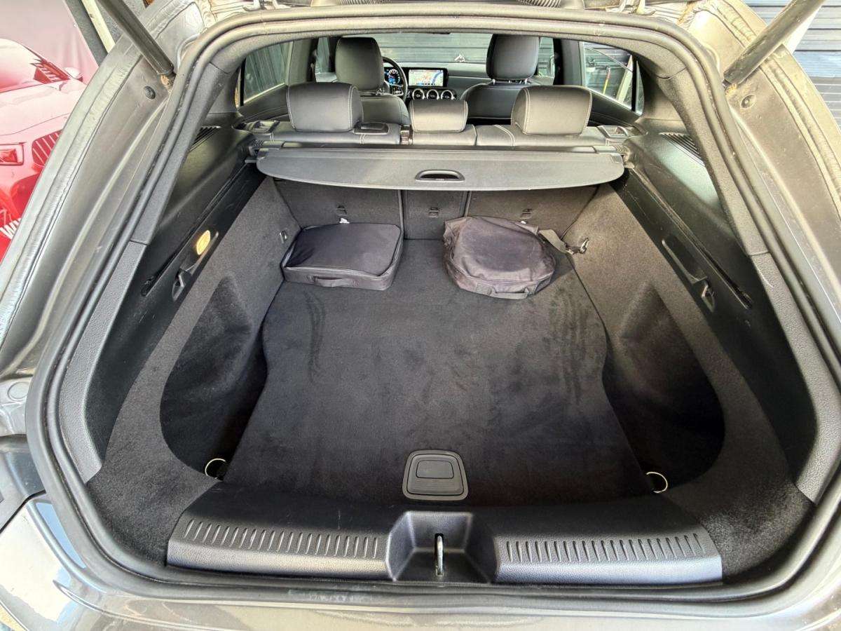 mercedes-benz-cla-2022-hibrido-1332cc