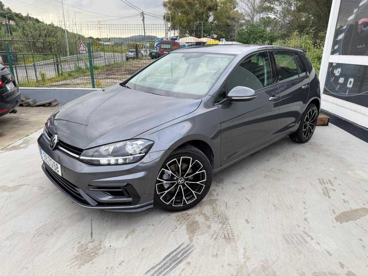 volkswagen-golf-2019-diesel-1598cc