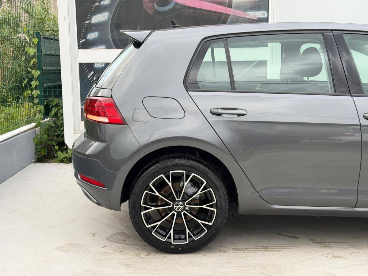 volkswagen-golf-2019-diesel-1598cc