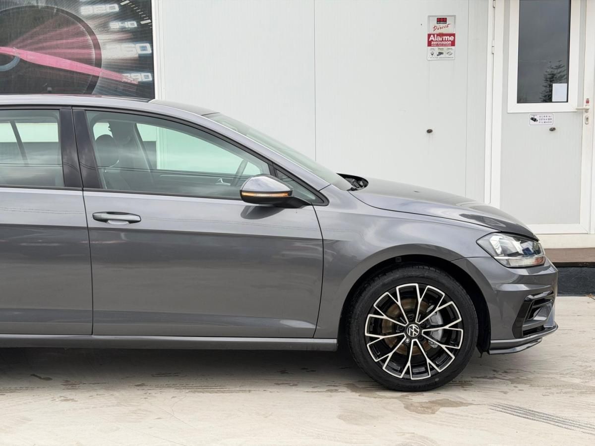 volkswagen-golf-2019-diesel-1598cc