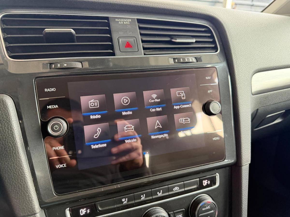 volkswagen-golf-2019-diesel-1598cc