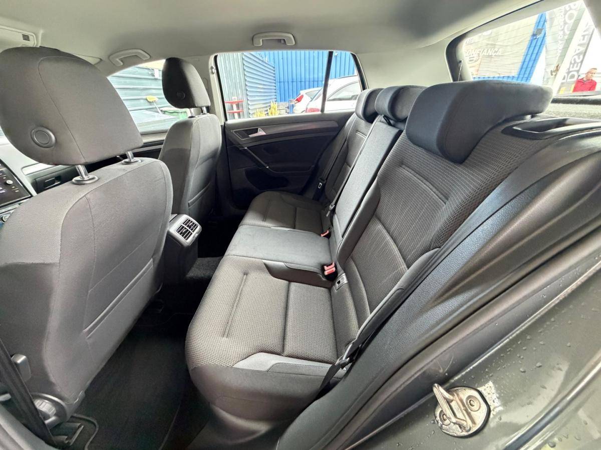 volkswagen-golf-2019-diesel-1598cc