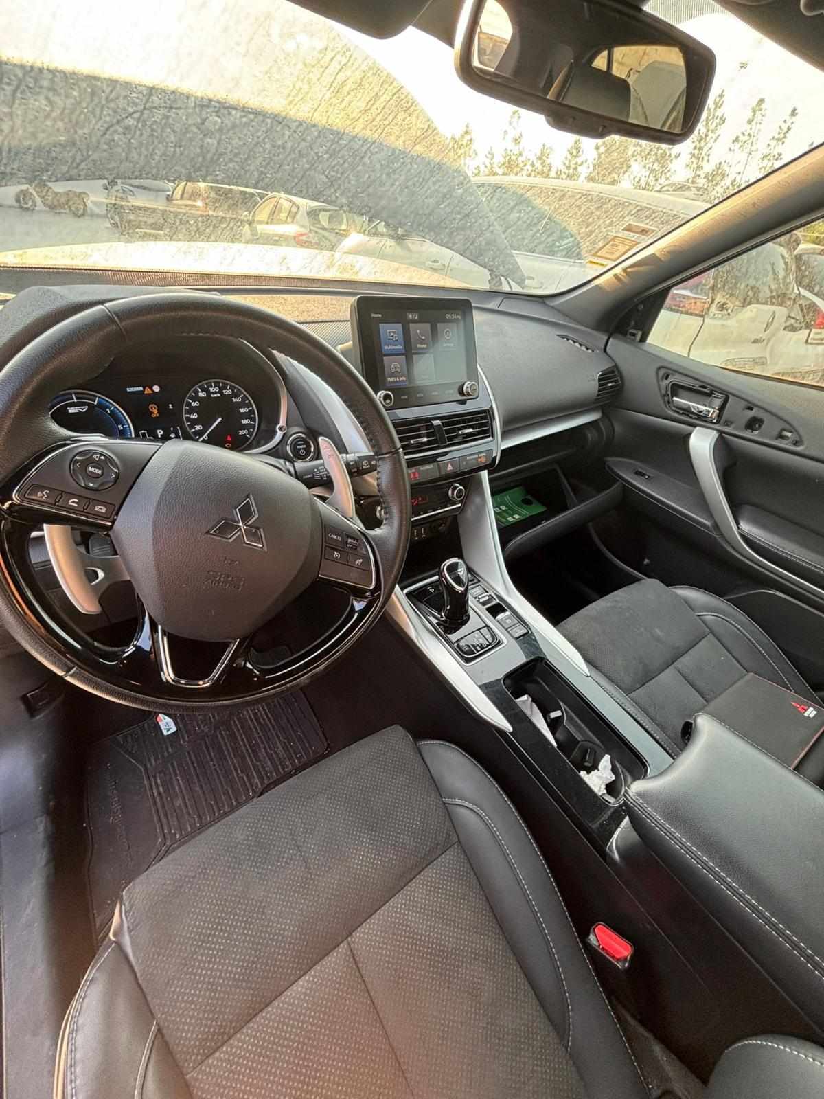 mitsubishi-eclipse-cross-2022-hibrido-a-gasolina-2360cc