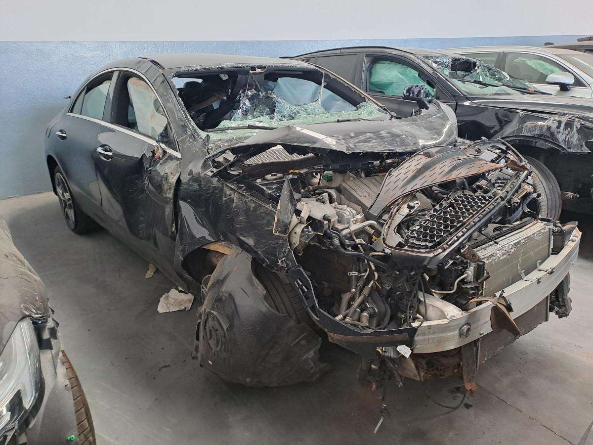 mercedes-benz-cla-2024-hibrido-a-gasolina-1332cc