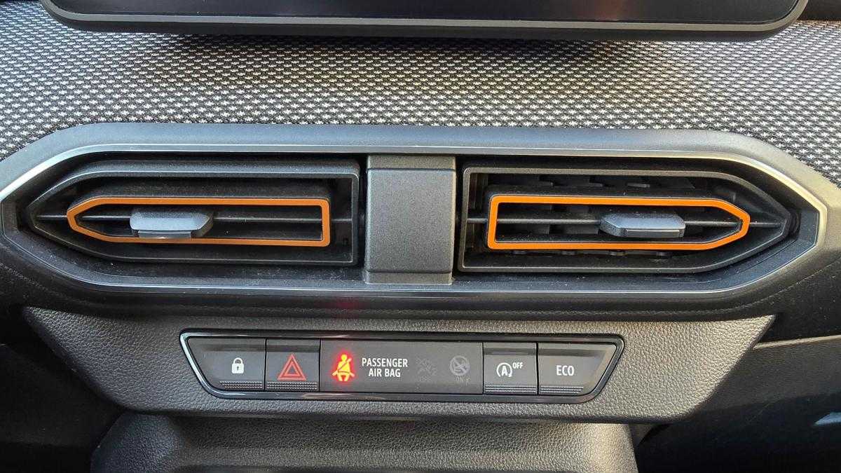 dacia-sandero-2022-gasolina-999cc