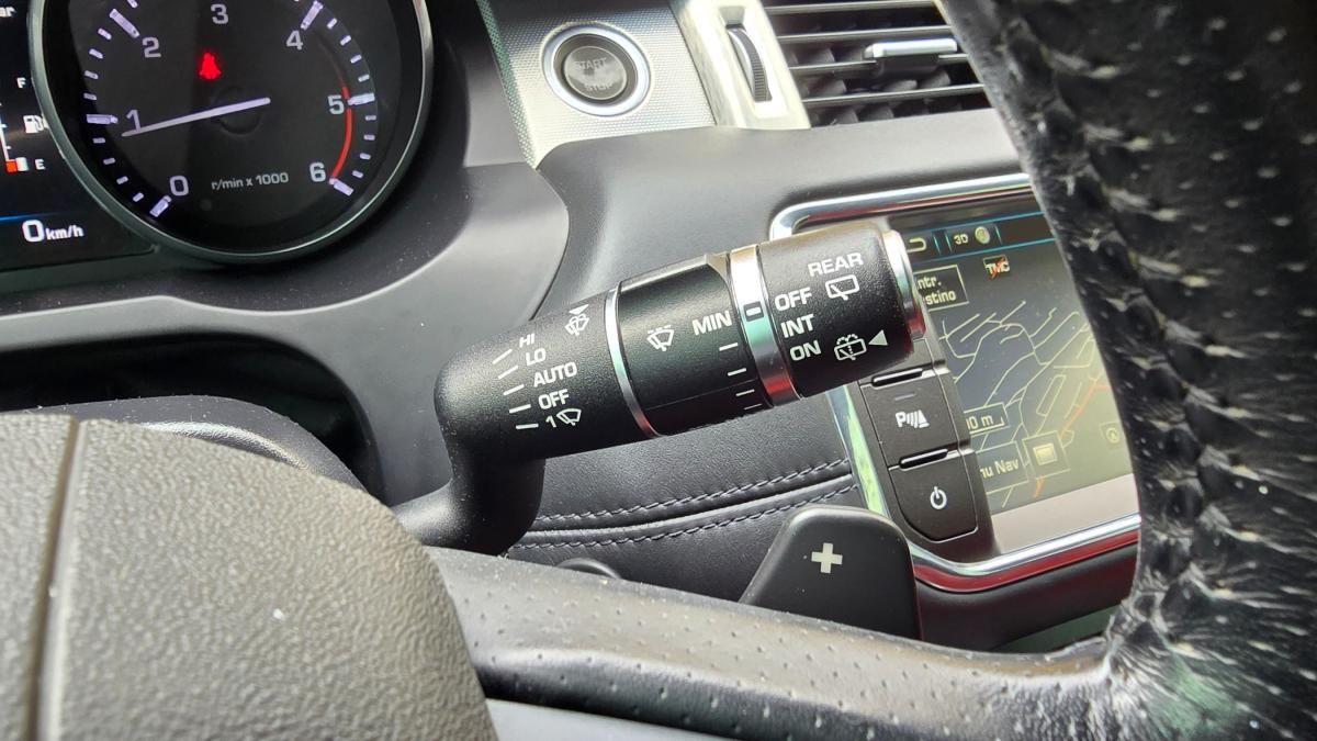 land-rover-range-rover-evoque-2012-diesel-2179cc