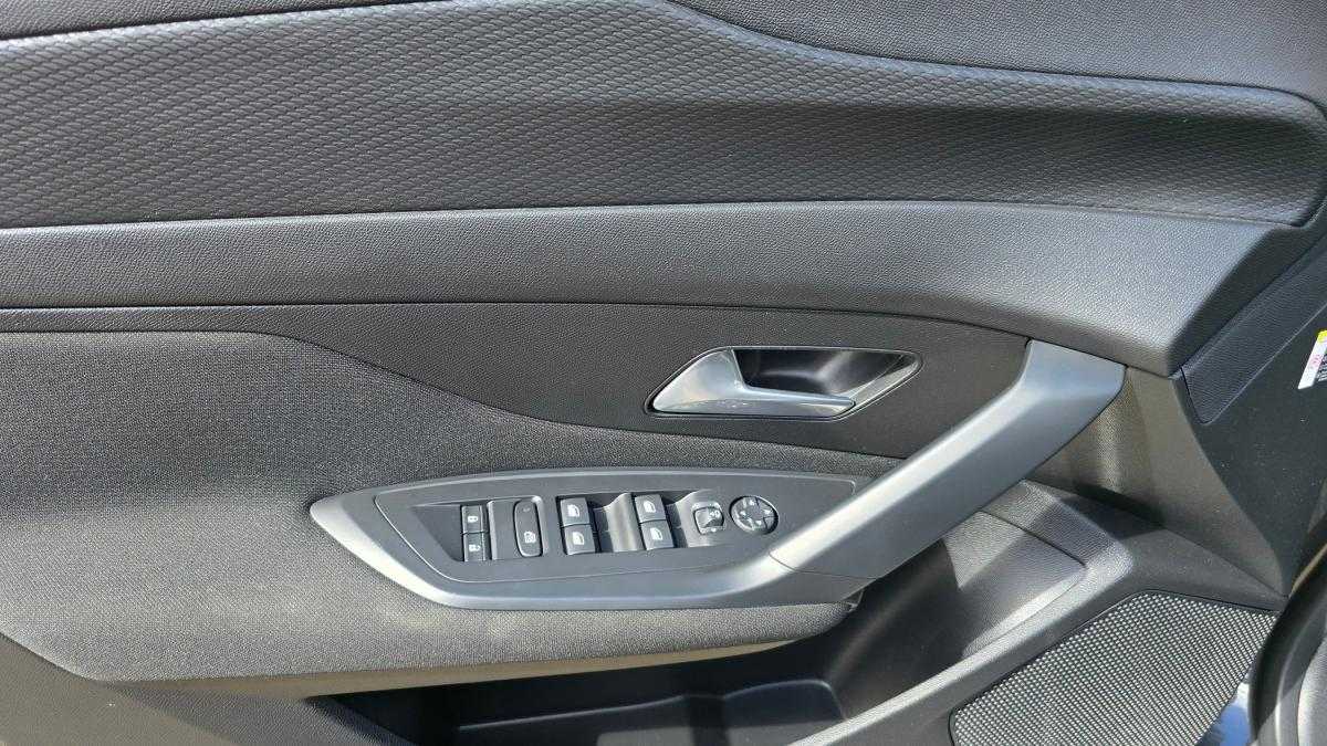 peugeot-308-sw-2022-hibrido-a-gasolina-1598cc