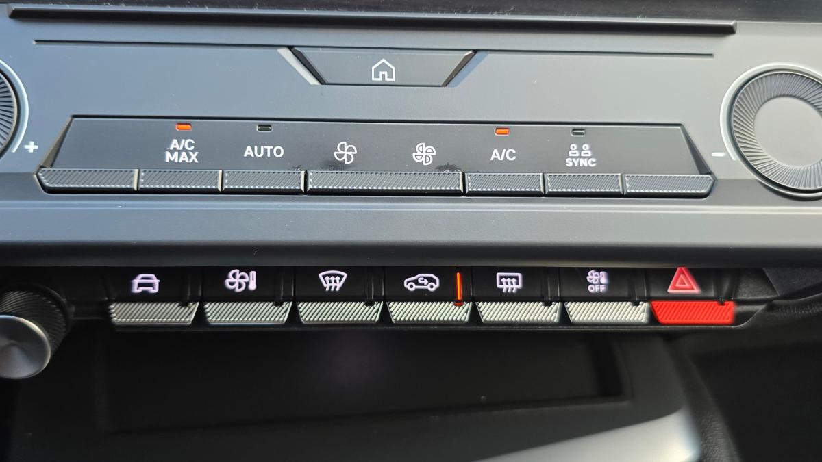 peugeot-308-sw-2022-hibrido-a-gasolina-1598cc