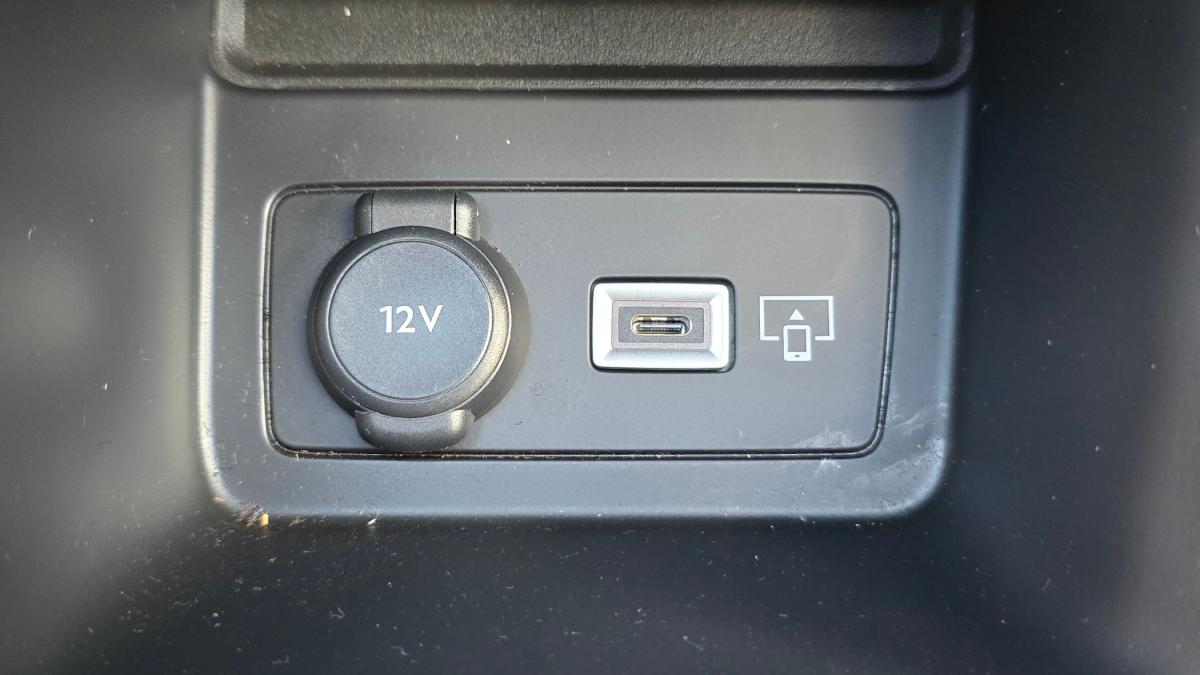 peugeot-308-sw-2022-hibrido-a-gasolina-1598cc
