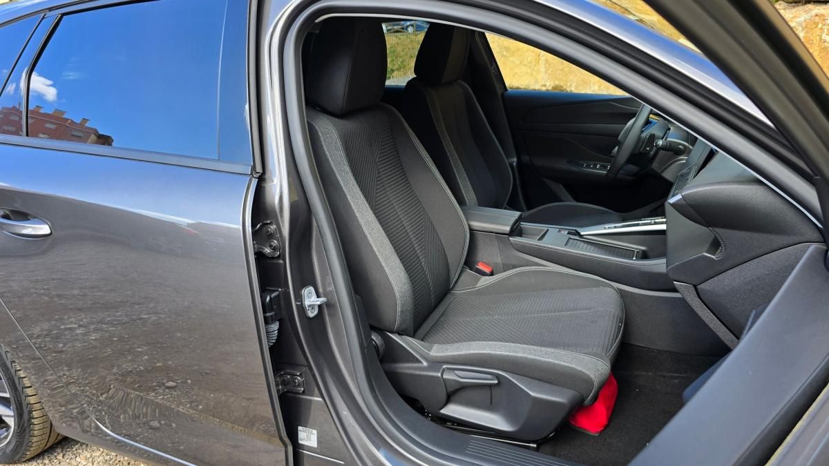 peugeot-308-sw-2022-hibrido-a-gasolina-1598cc