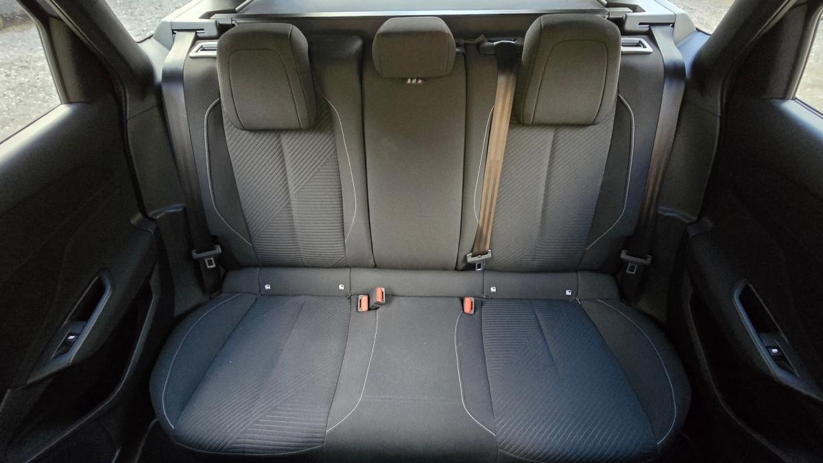 peugeot-308-sw-2022-hibrido-a-gasolina-1598cc