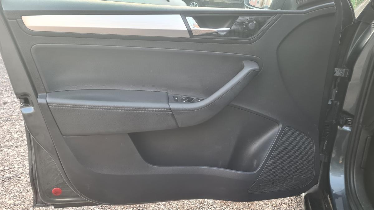 skoda-rapid-spaceback-2017-diesel-1422cc