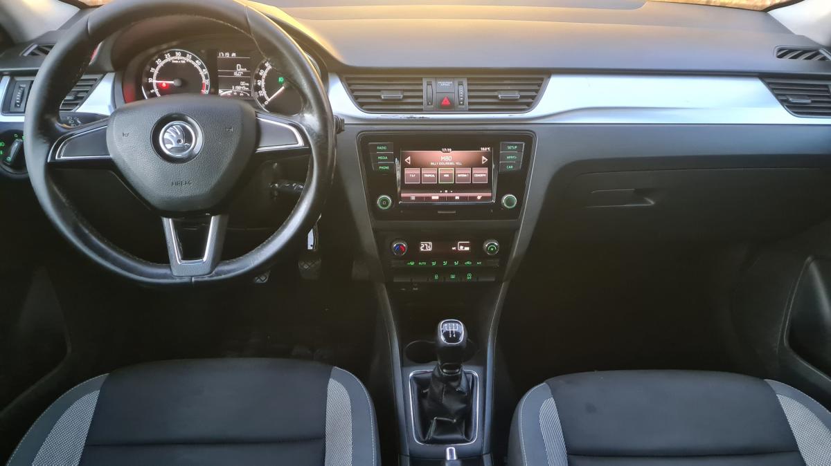 skoda-rapid-spaceback-2017-diesel-1422cc