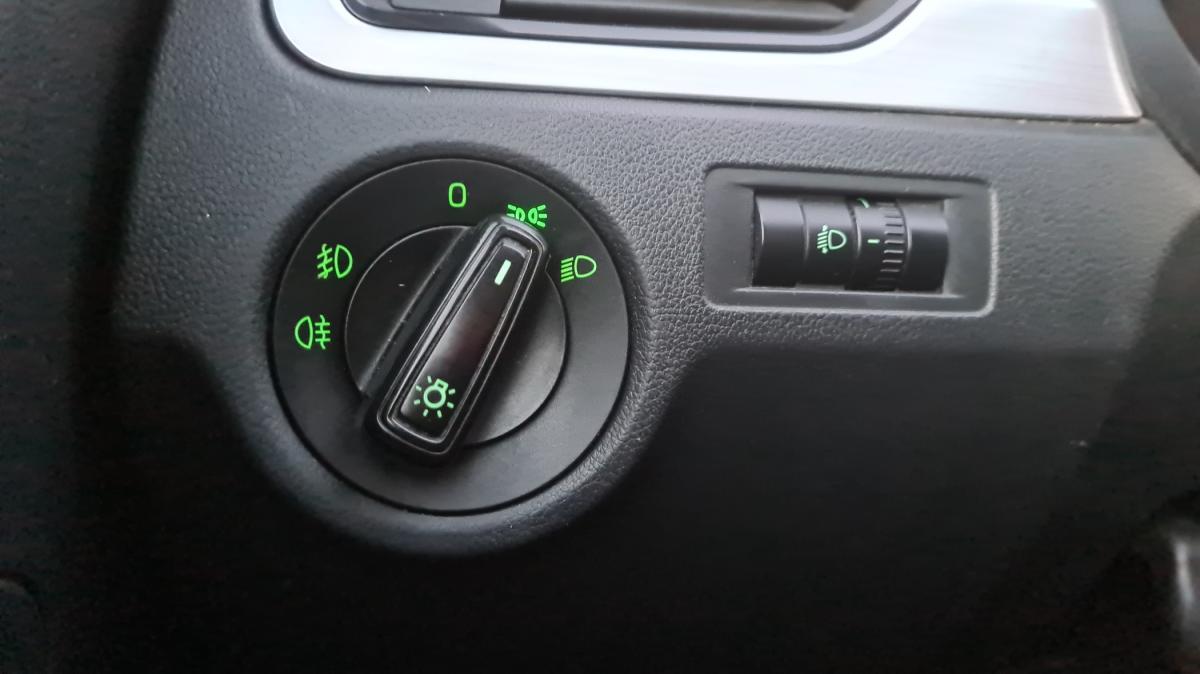 skoda-rapid-spaceback-2017-diesel-1422cc