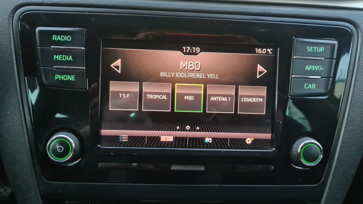 skoda-rapid-spaceback-2017-diesel-1422cc