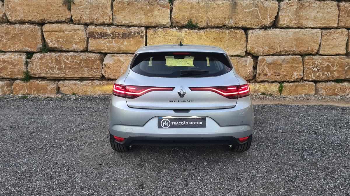 renault-megane-2022-diesel-1461cc