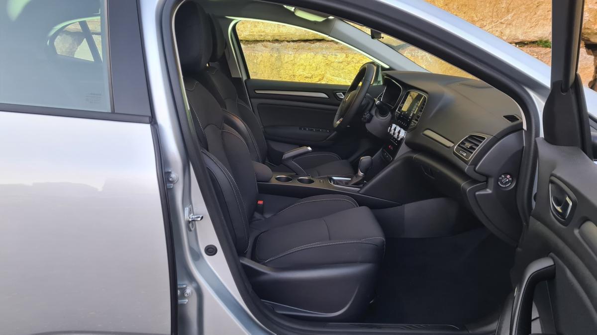 renault-megane-2022-diesel-1461cc