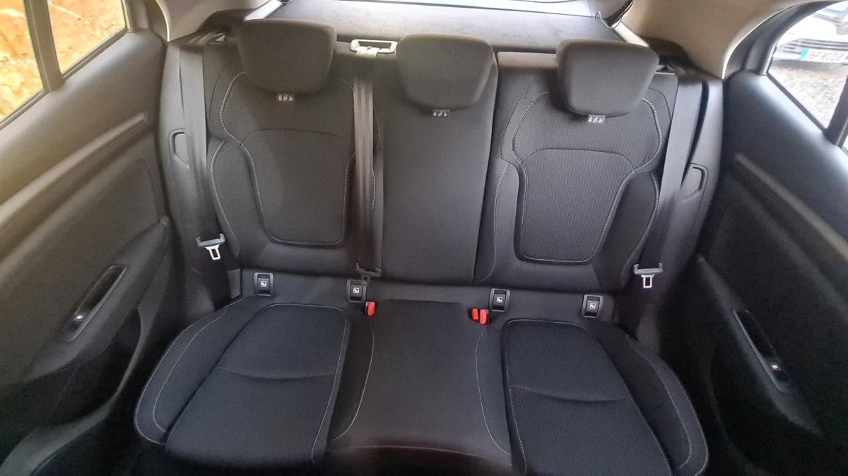 renault-megane-2022-diesel-1461cc