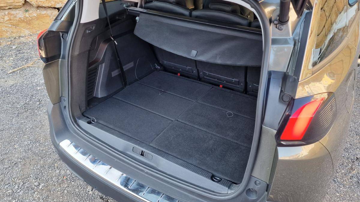 peugeot-5008-2020-diesel-1499cc