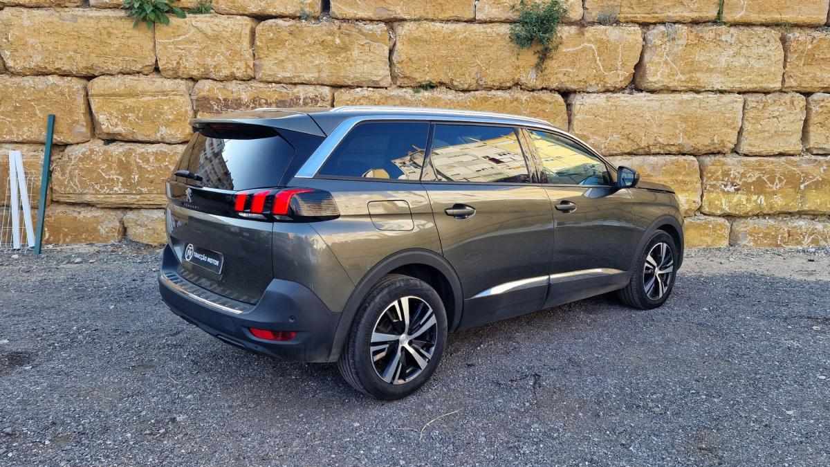 peugeot-5008-2020-diesel-1499cc
