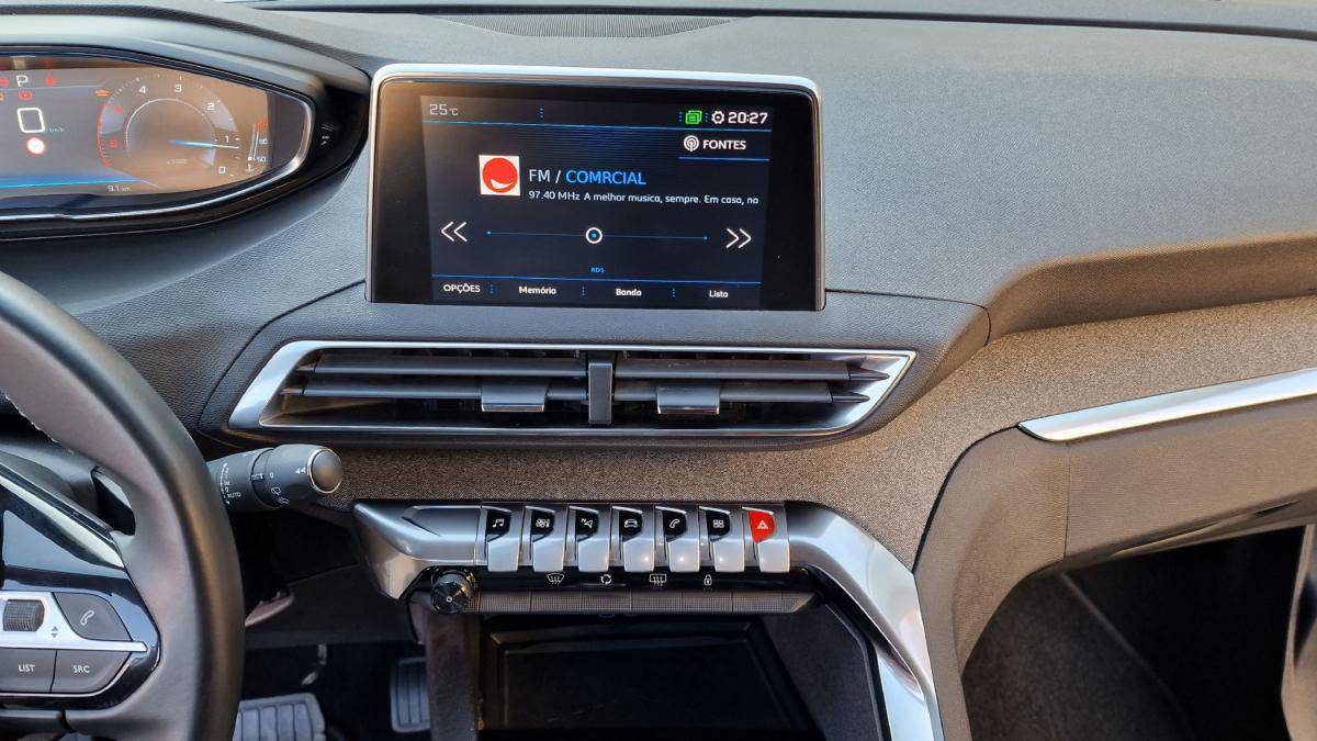 peugeot-5008-2020-diesel-1499cc