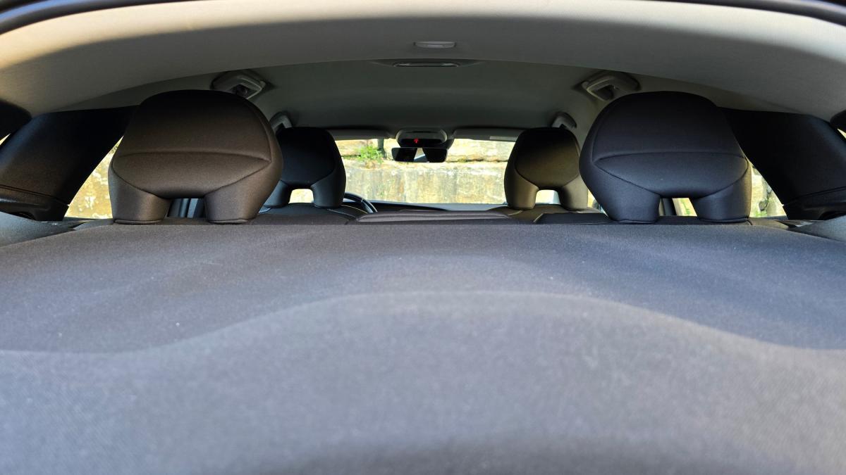 volvo-v40-2015-diesel-1560cc