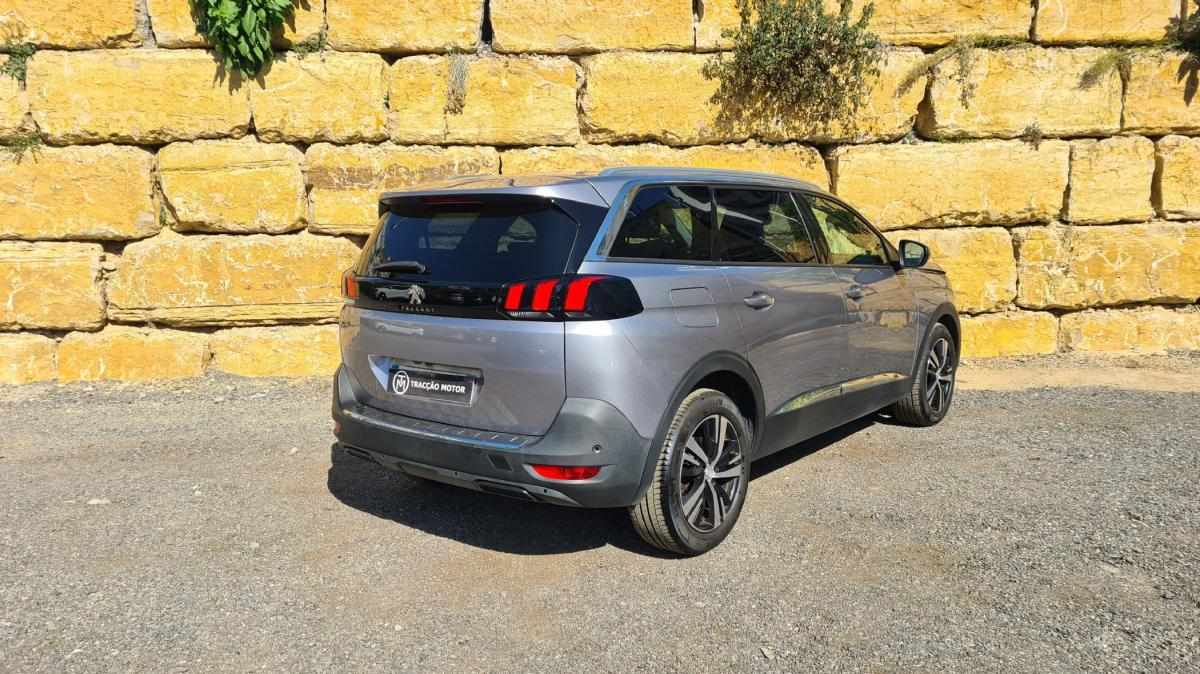 peugeot-5008-2019-diesel-1499cc