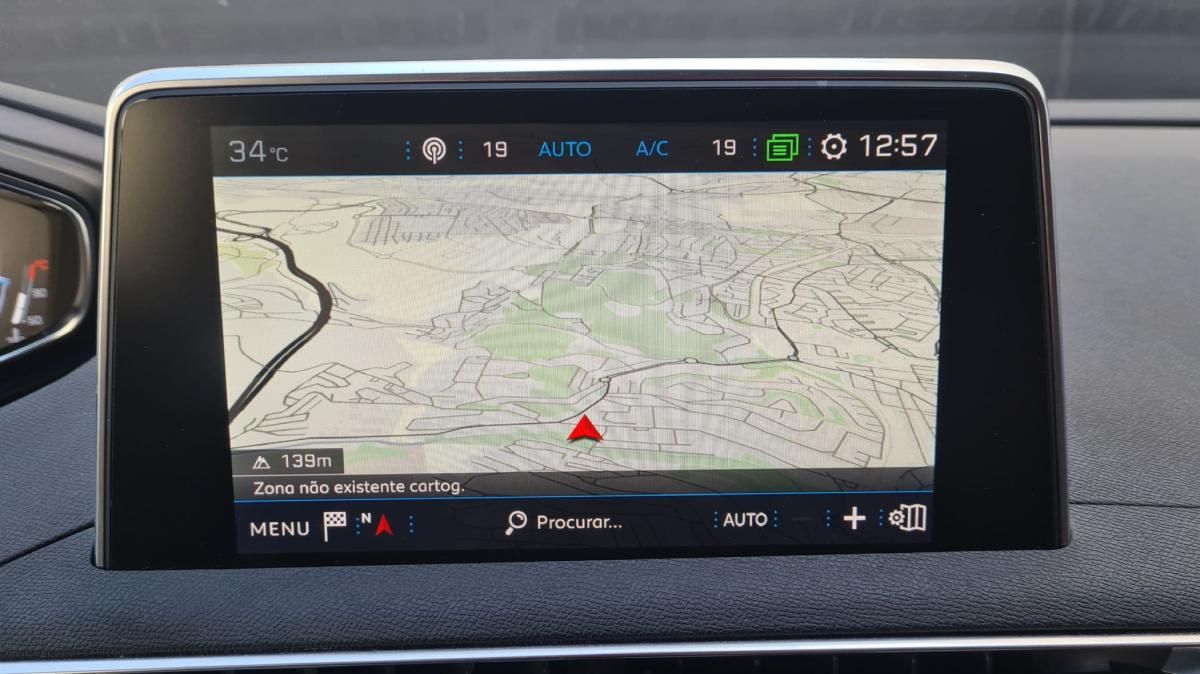 peugeot-5008-2019-diesel-1499cc