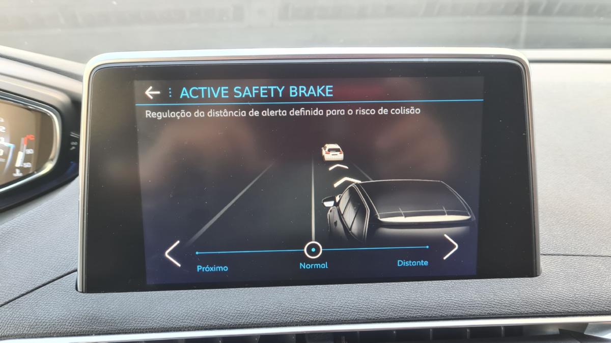 peugeot-5008-2019-diesel-1499cc