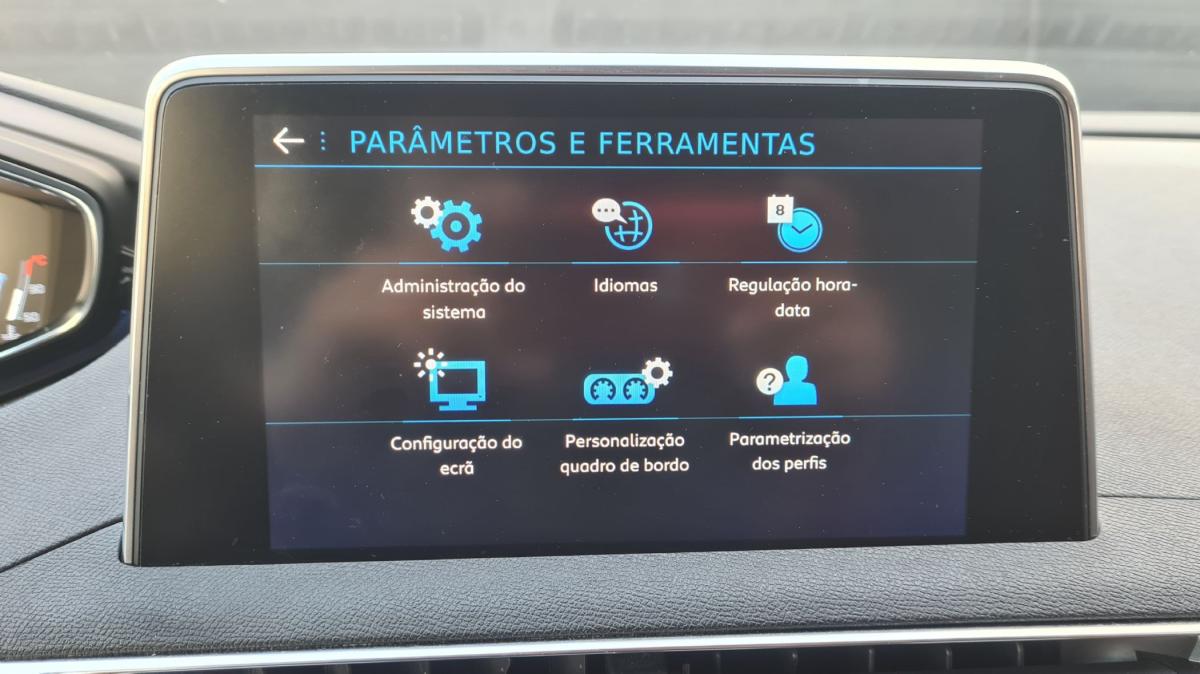 peugeot-5008-2019-diesel-1499cc