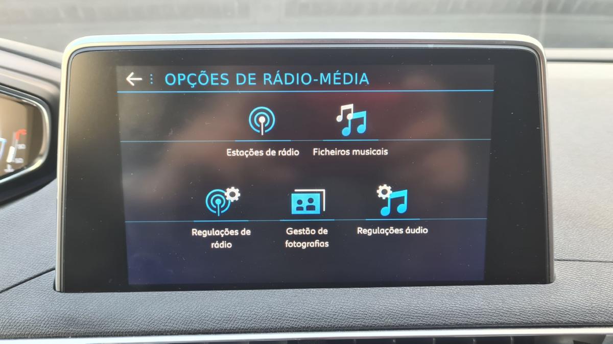 peugeot-5008-2019-diesel-1499cc