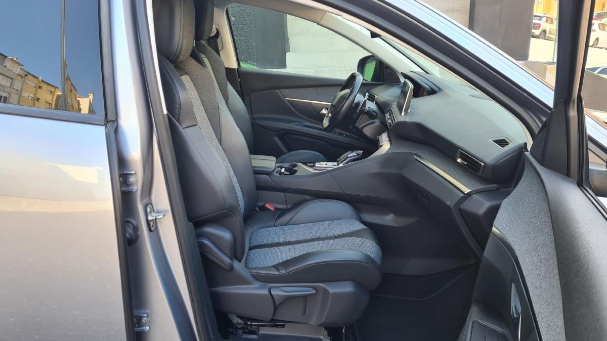 peugeot-5008-2019-diesel-1499cc