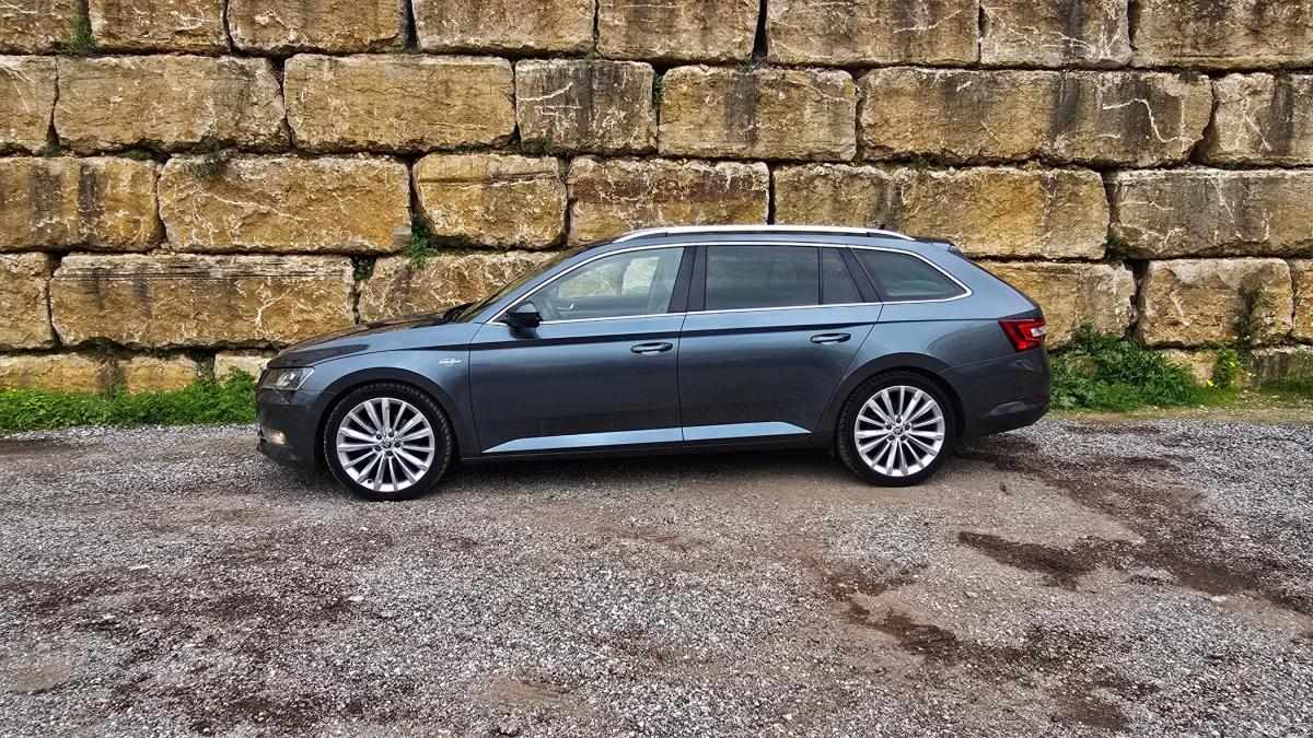 skoda-superb-2018-diesel-1968cc