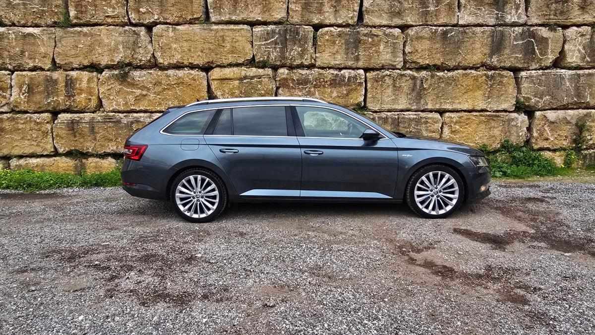 skoda-superb-2018-diesel-1968cc