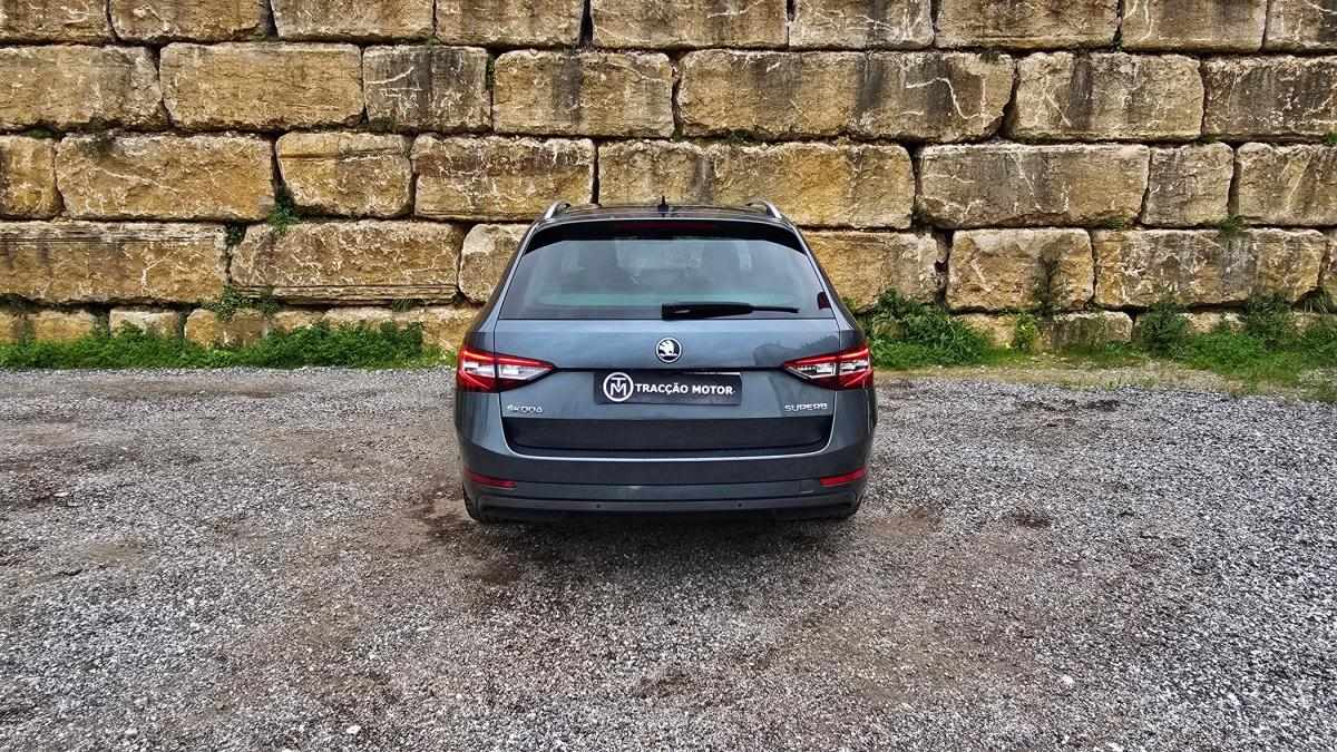 skoda-superb-2018-diesel-1968cc