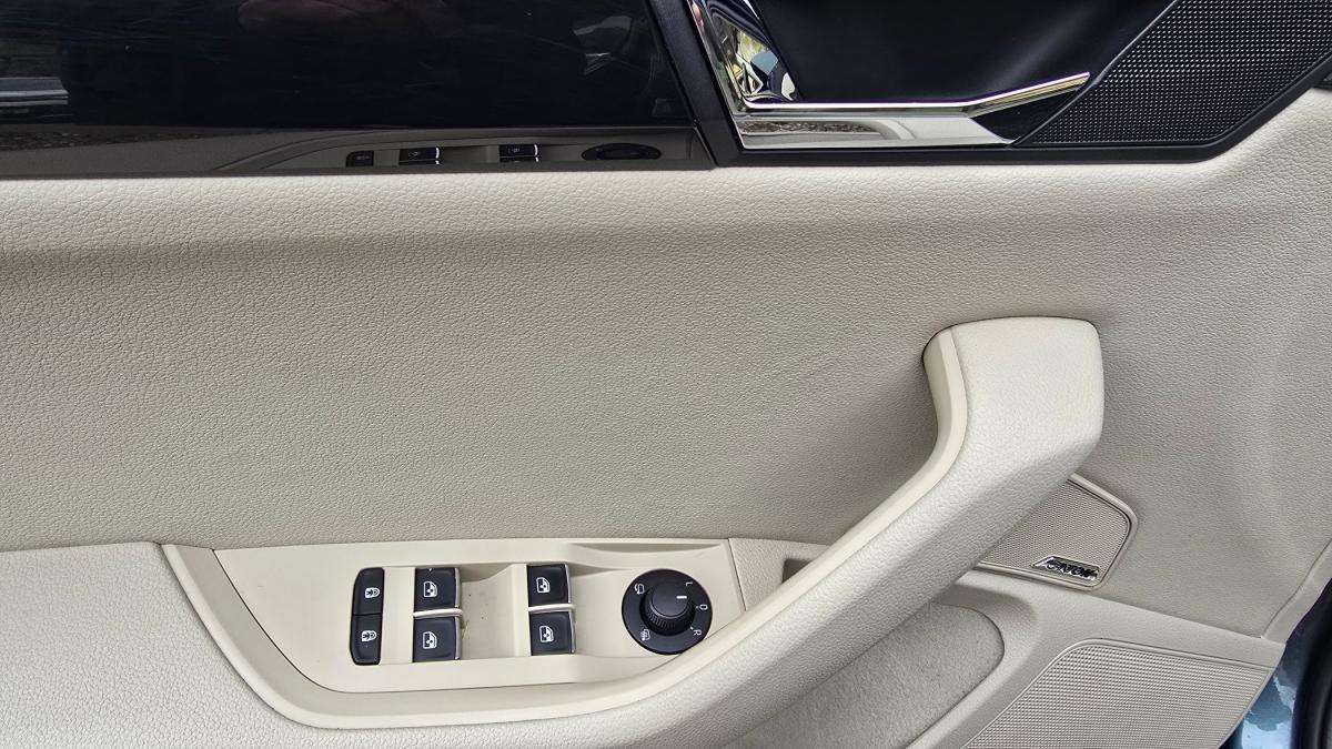 skoda-superb-2018-diesel-1968cc