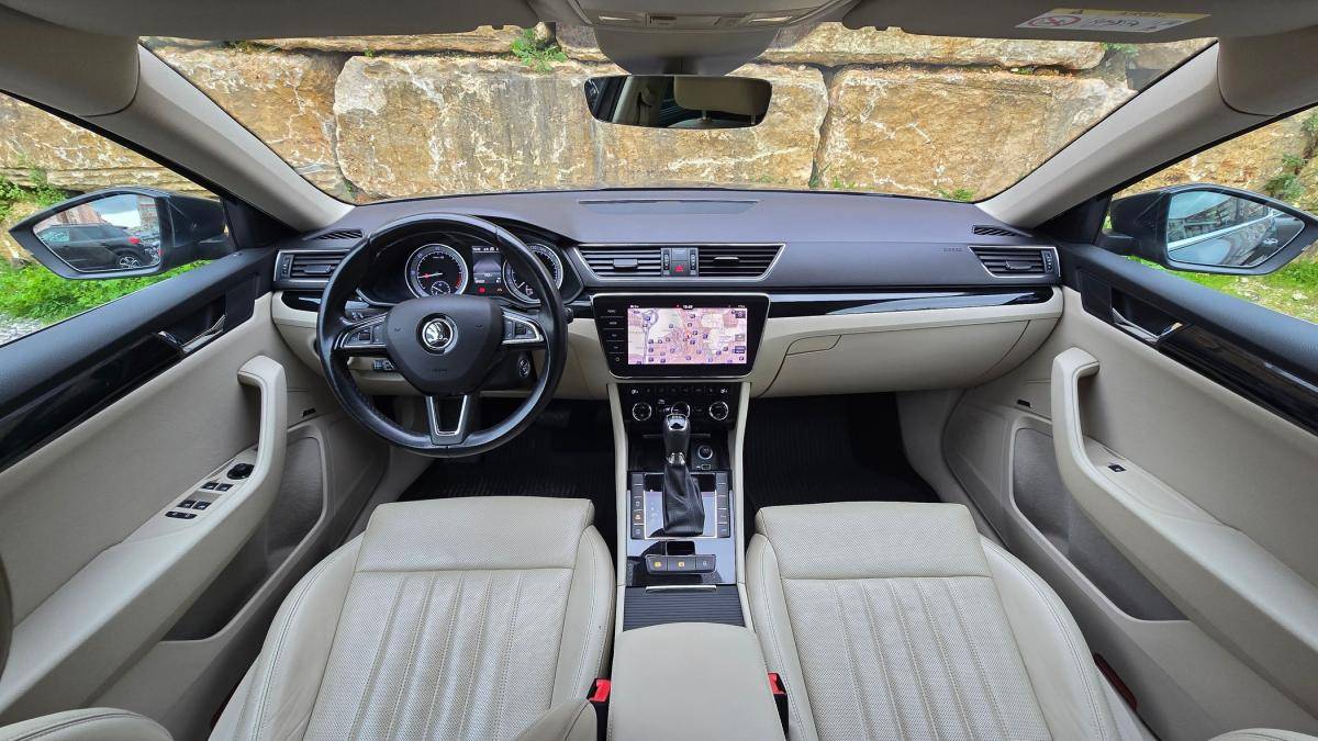 skoda-superb-2018-diesel-1968cc