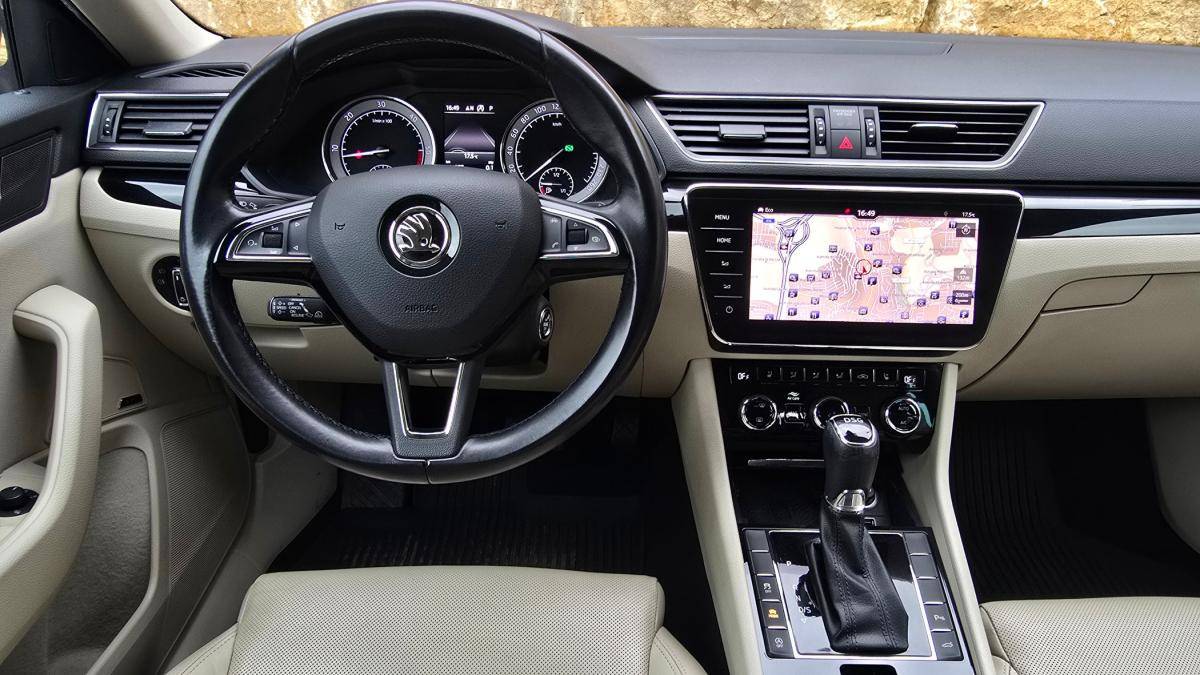 skoda-superb-2018-diesel-1968cc