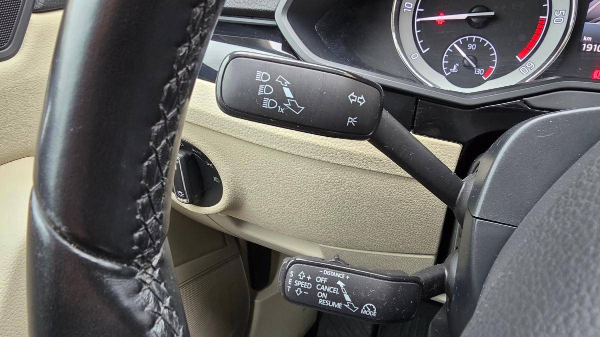 skoda-superb-2018-diesel-1968cc