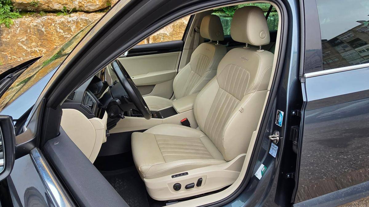skoda-superb-2018-diesel-1968cc