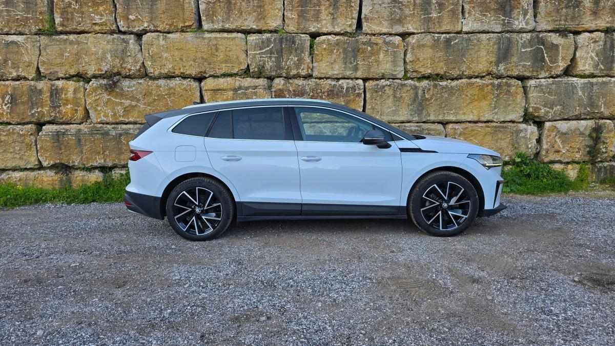 skoda-enyaq-2022-eletrico-0cc