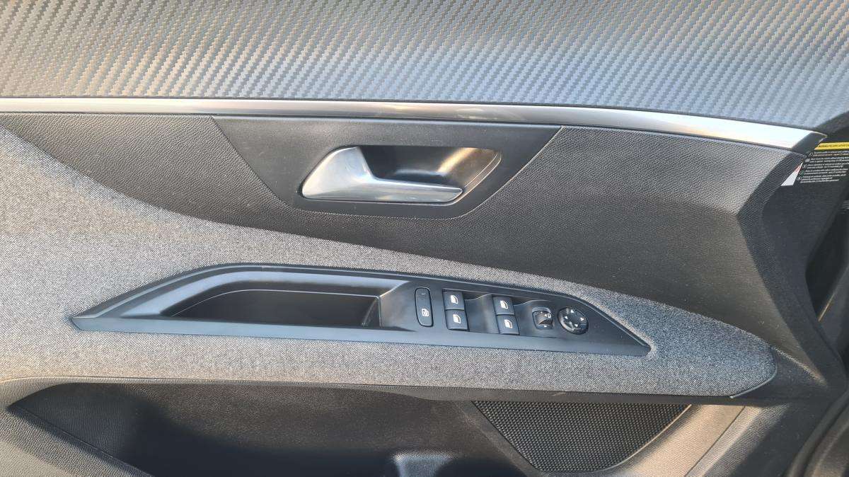 peugeot-5008-2021-diesel-1499cc