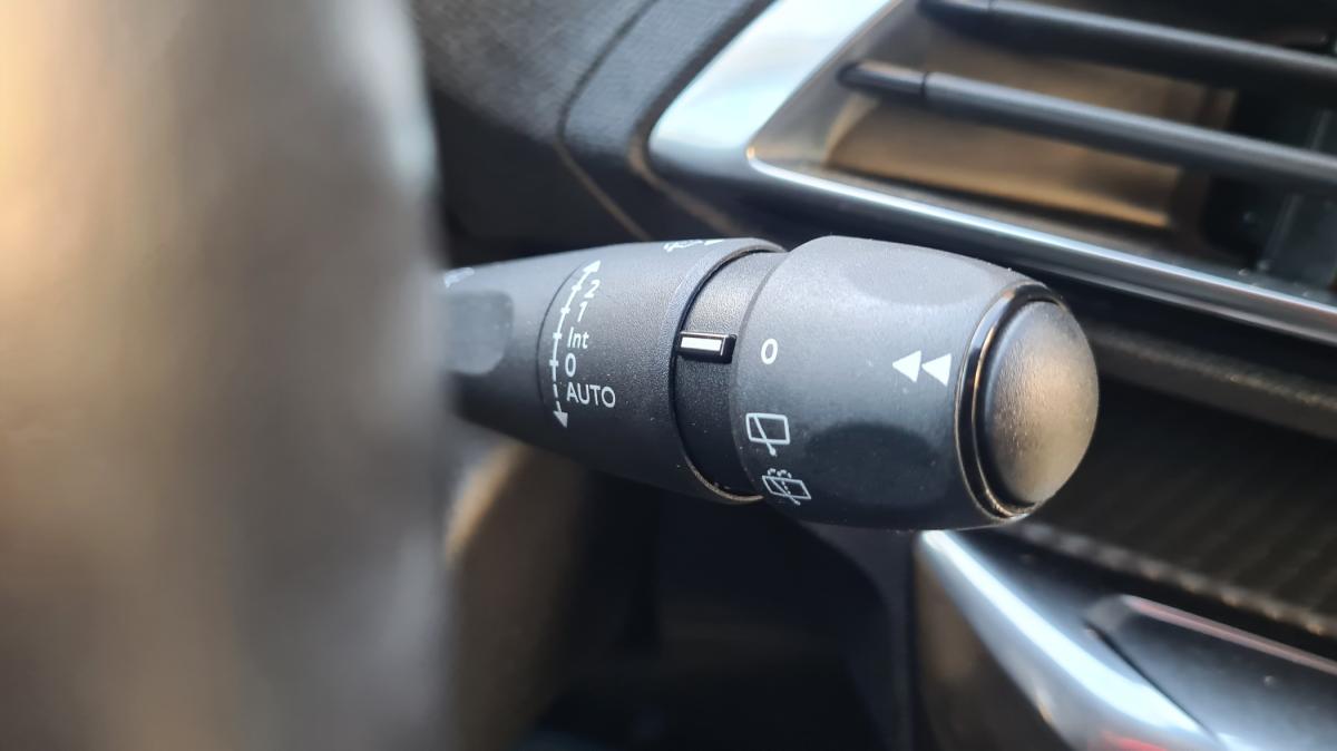 peugeot-5008-2021-diesel-1499cc