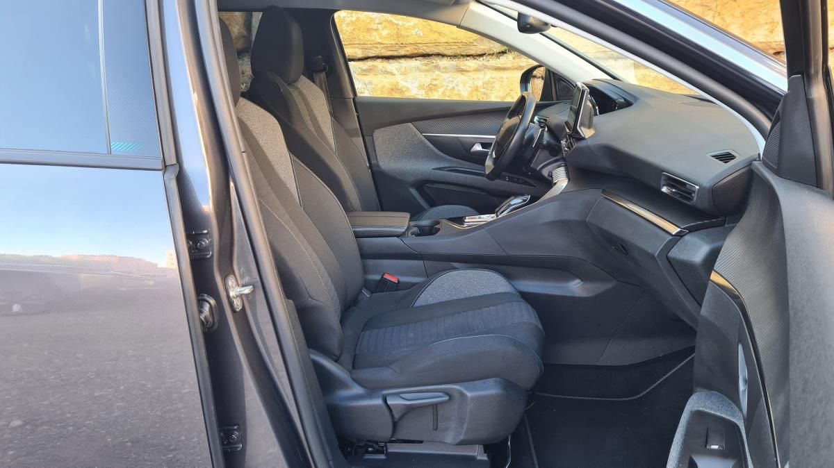 peugeot-5008-2021-diesel-1499cc