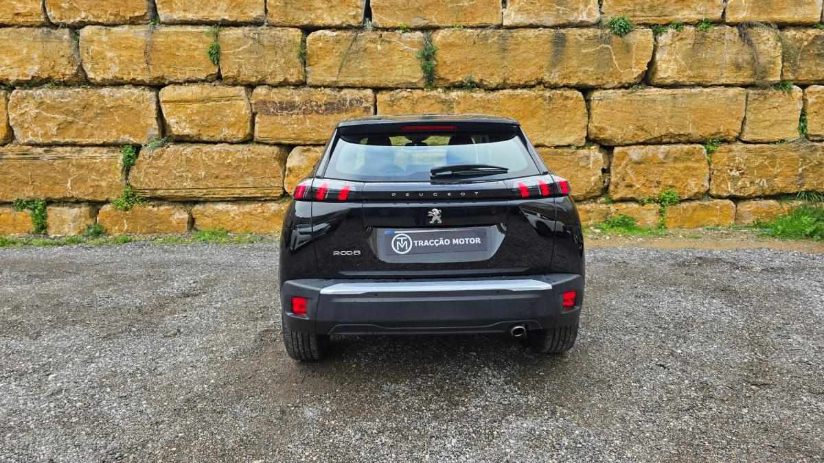 peugeot-2008-2021-diesel-1499cc