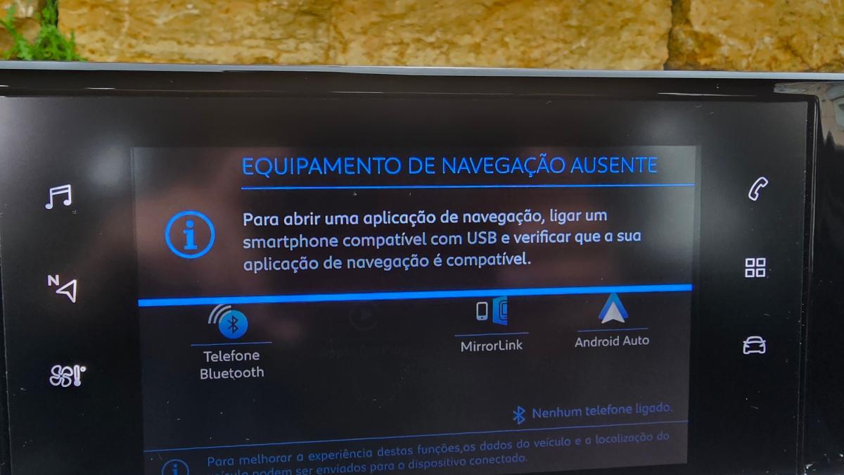 peugeot-2008-2021-diesel-1499cc