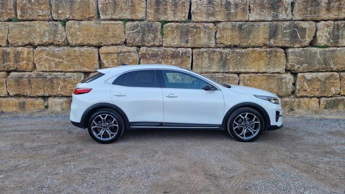 kia-xceed-2022-gasolina-998cc