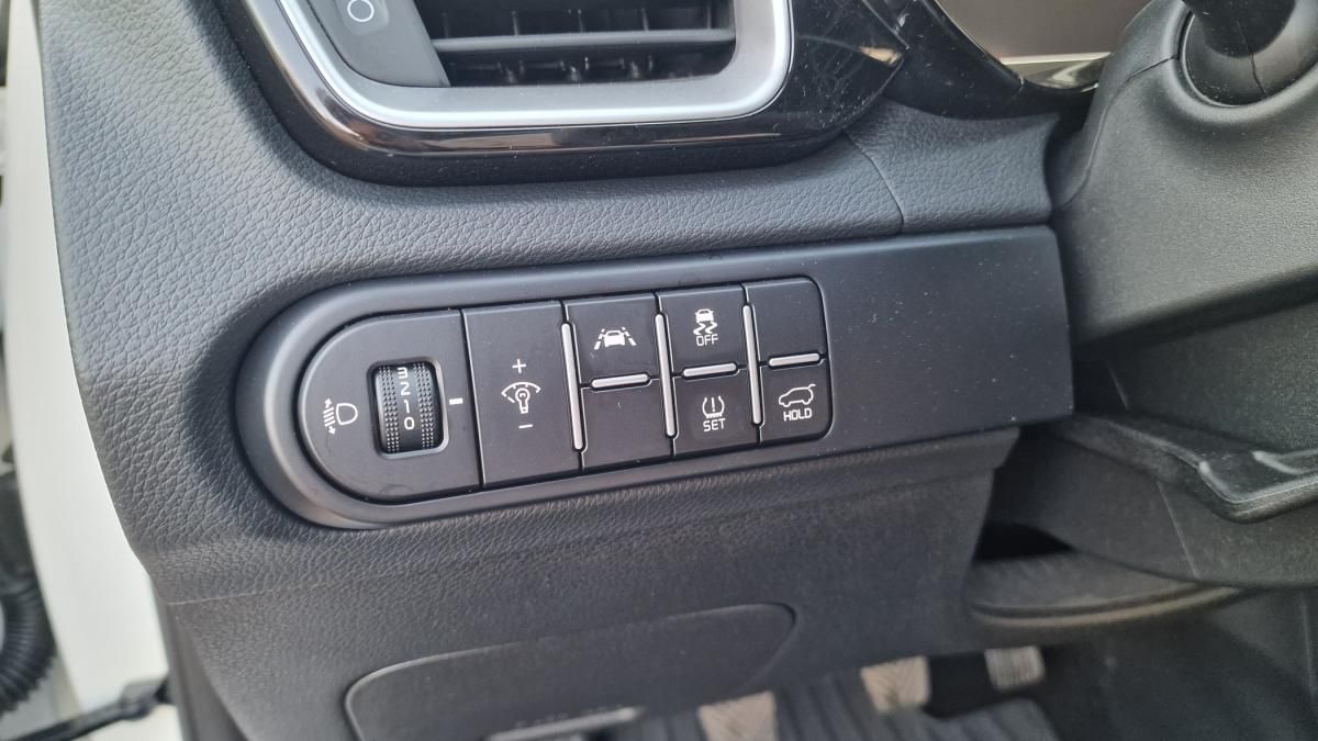kia-xceed-2022-gasolina-998cc
