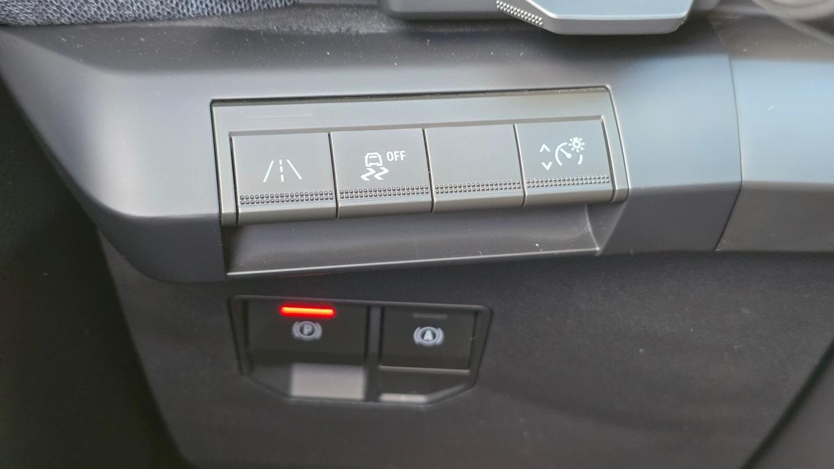 renault-megane-e-tech-2023-eletrico-0cc